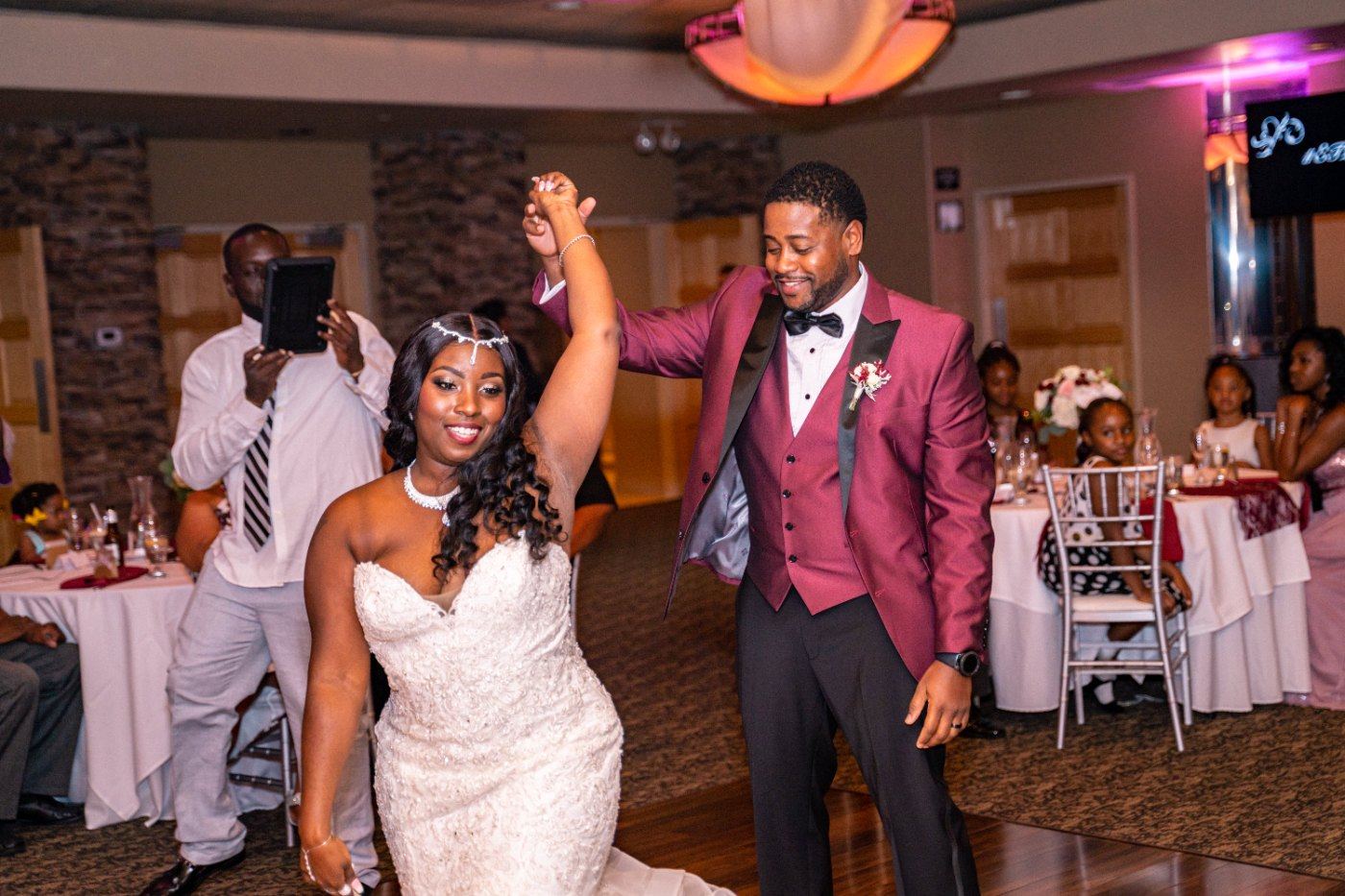 Las Vegas wedding photography — the couple dancing at the reception