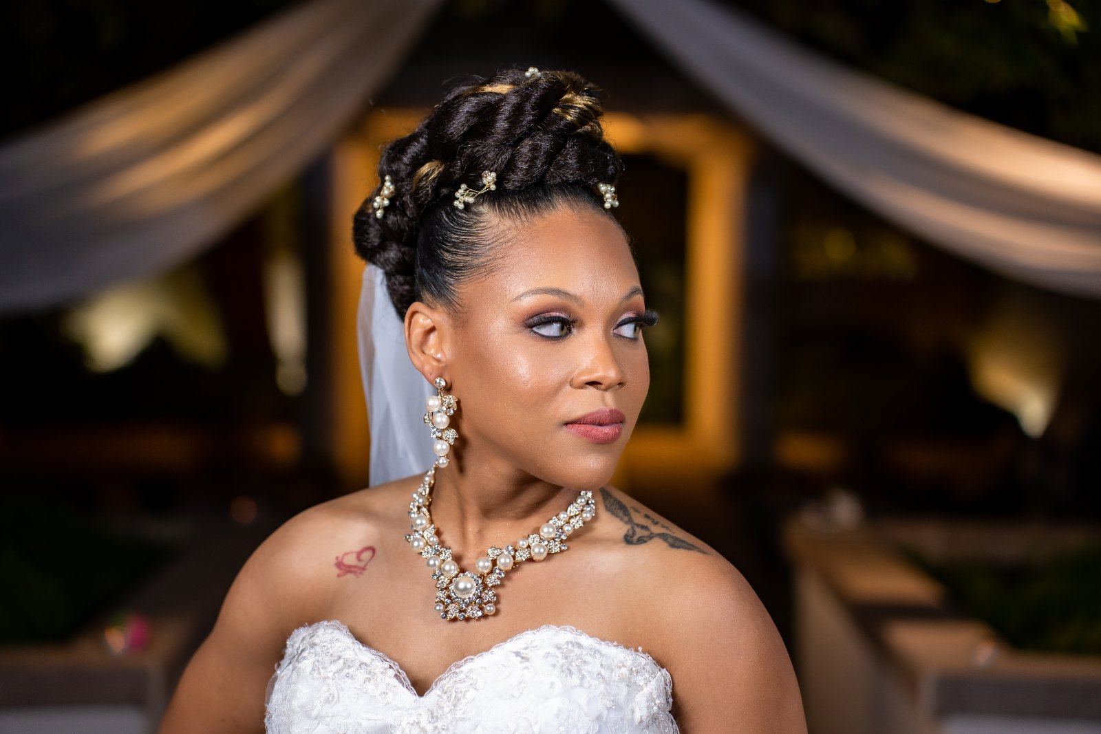 Las Vegas wedding photography — a bridal portrait showing off diamond jewelry