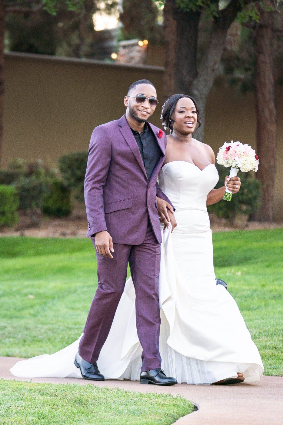 Las Vegas wedding photography — guests arriving across the lawn